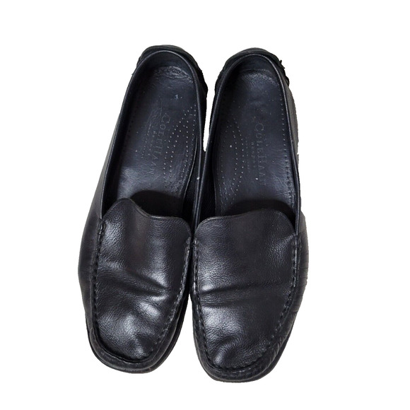 Cole Haan Shoes - Cole Haan Shoes Flats Size 7 Casual Slip On Loafer Black Leather